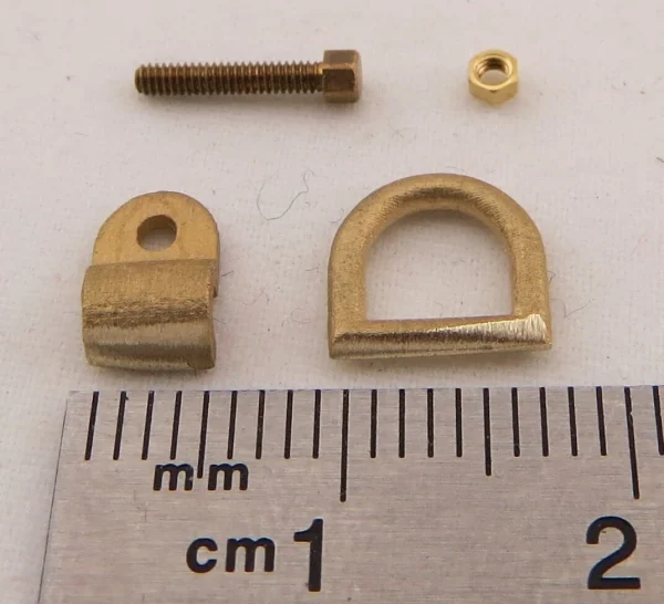 D-Ring Mit Befestigungsmaterial, Messing-Feinguss. Fertig 1