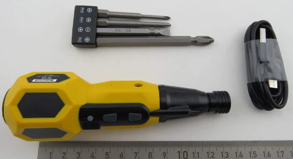 Elektrischer Schraubendreher 3,6V USB. Leistungsstarker 1