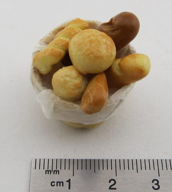 1 Korb Mit Brot Und Brötchen (Set). Korb Ca. 30mm Durchmesse 3
