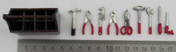 1x Werkzeugkiste 4,5cm Lang M.8 Metall- Werkzeugen (ca 3