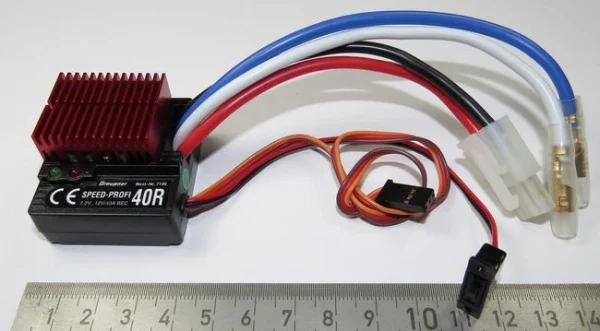 1 Fahrtregler Profi 40R BEC, Bis 40A, M. Akkustecker 1